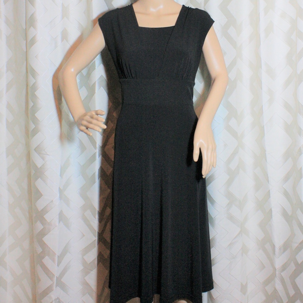 Worthington Dress - Picture 2 of 7